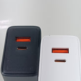 CUBO PARA CARGA CON DOBLE ENTRADA USB Y TIPO C - XC05