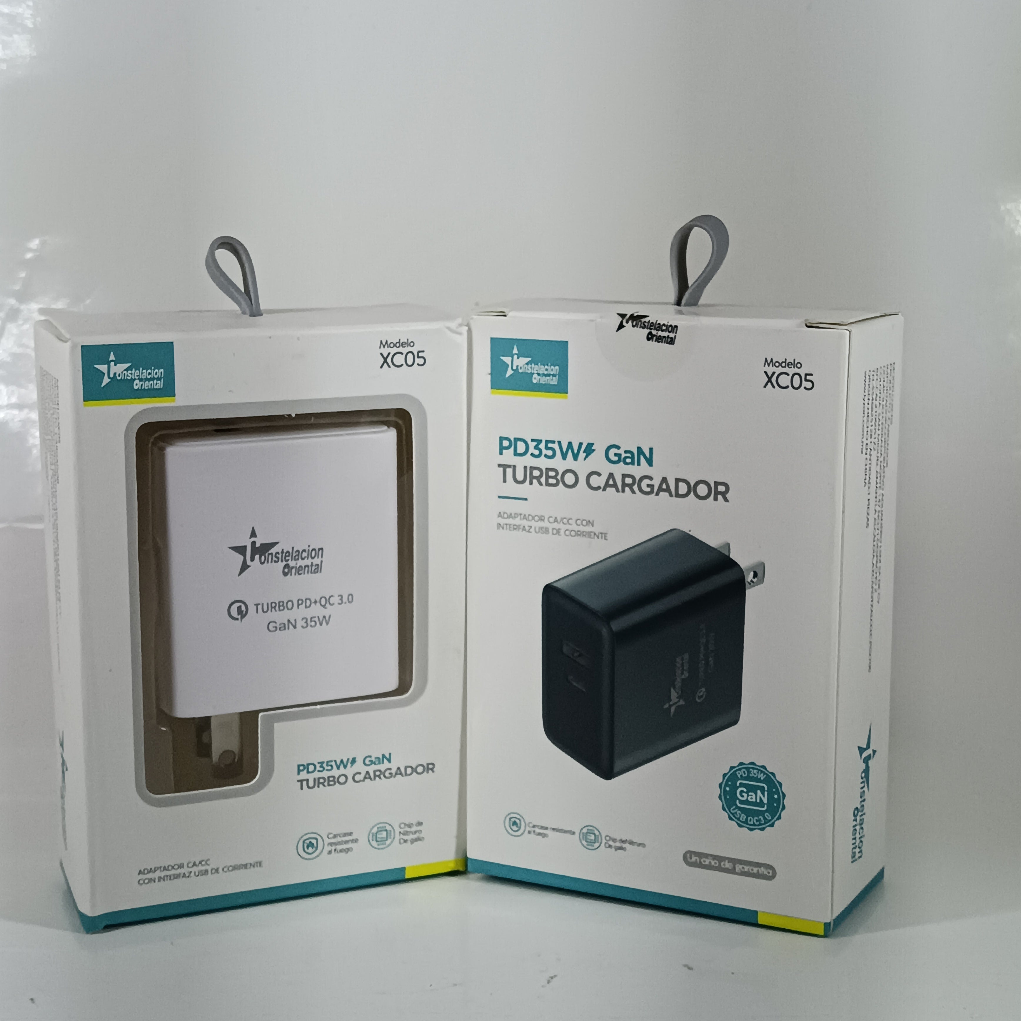 CUBO PARA CARGA CON DOBLE ENTRADA USB Y TIPO C - XC05