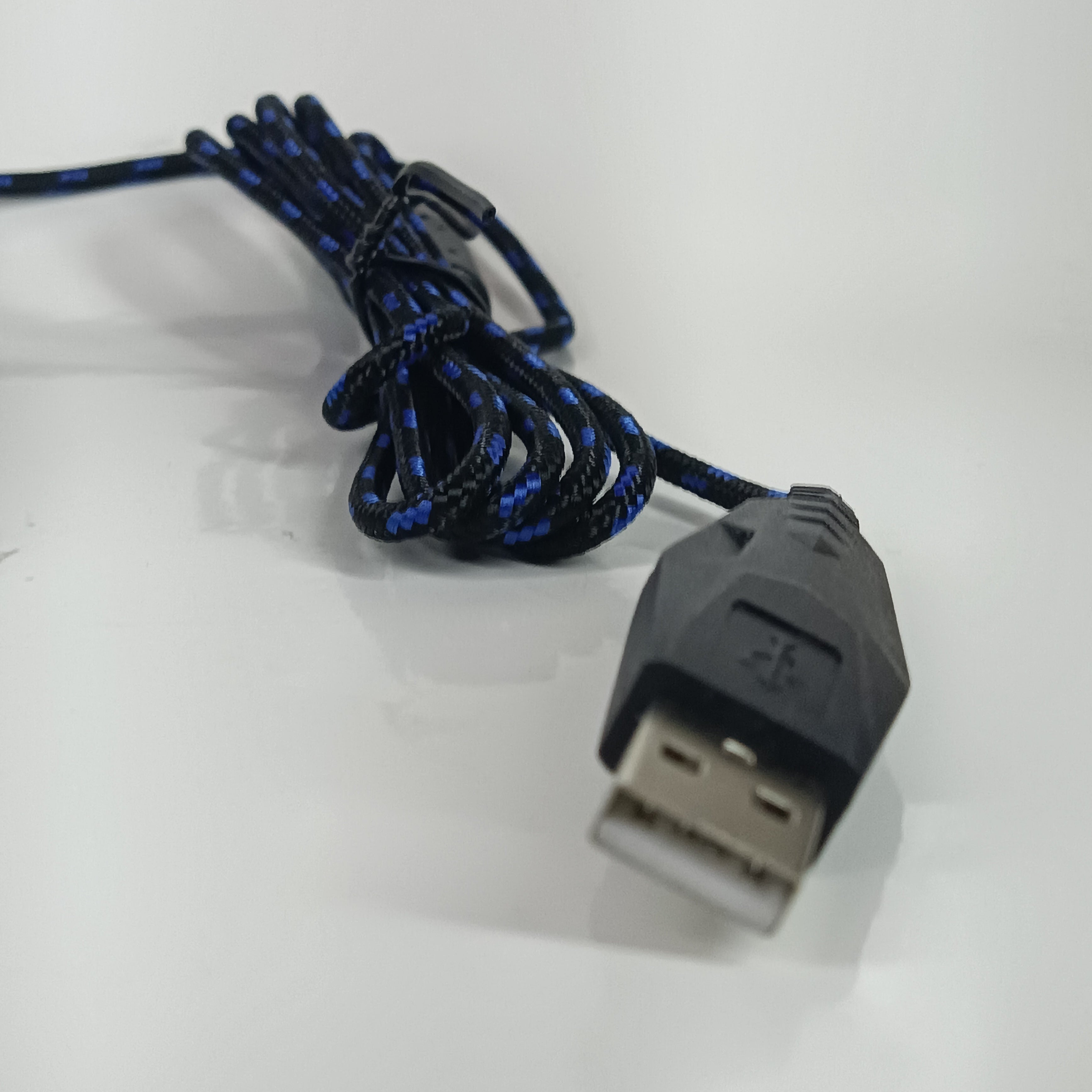 MOUSE CON CABLE USB - D-8