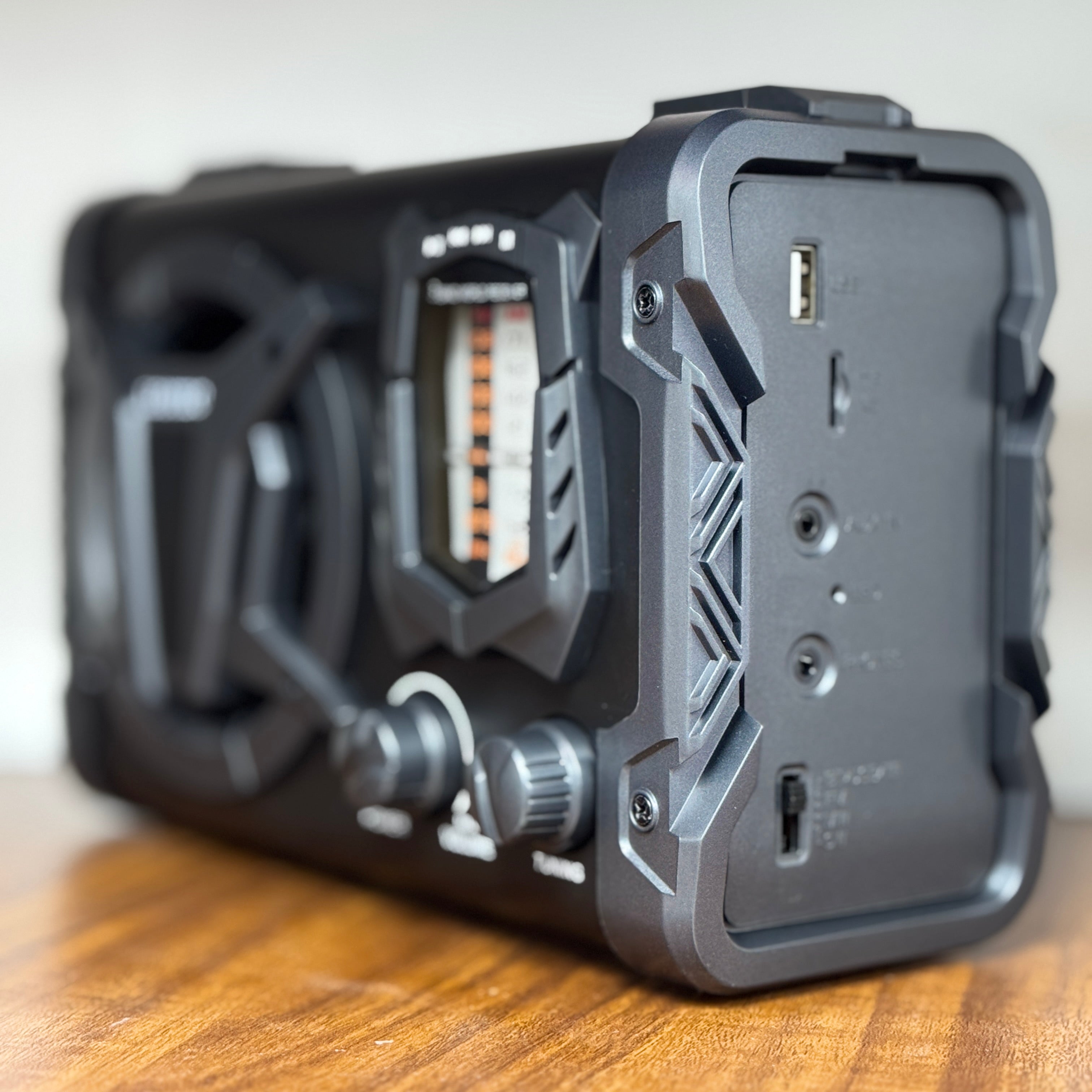 RADIO PORTABLE 780B - LEOTEC