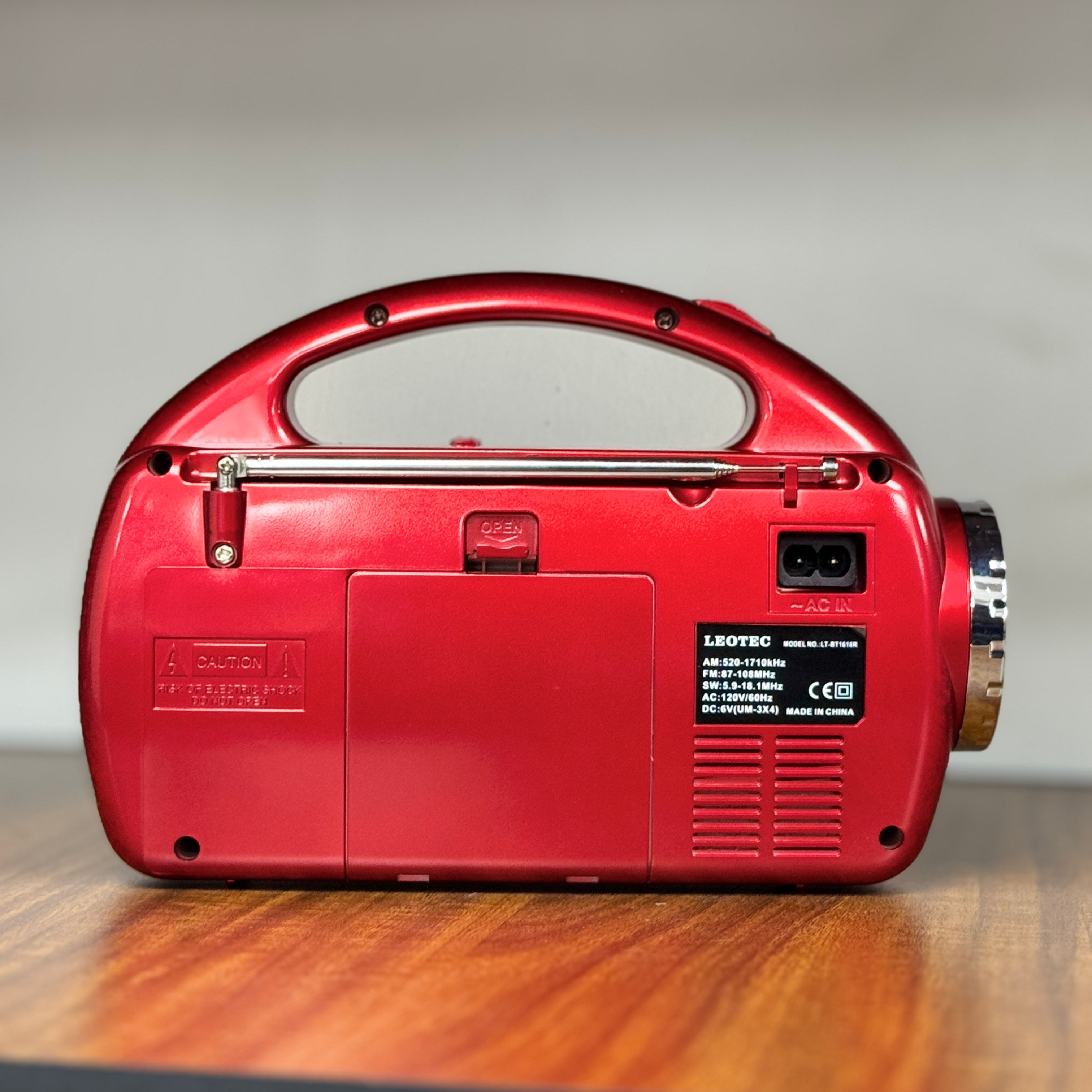 RADIO PORTABLE 1618B - LEOTEC