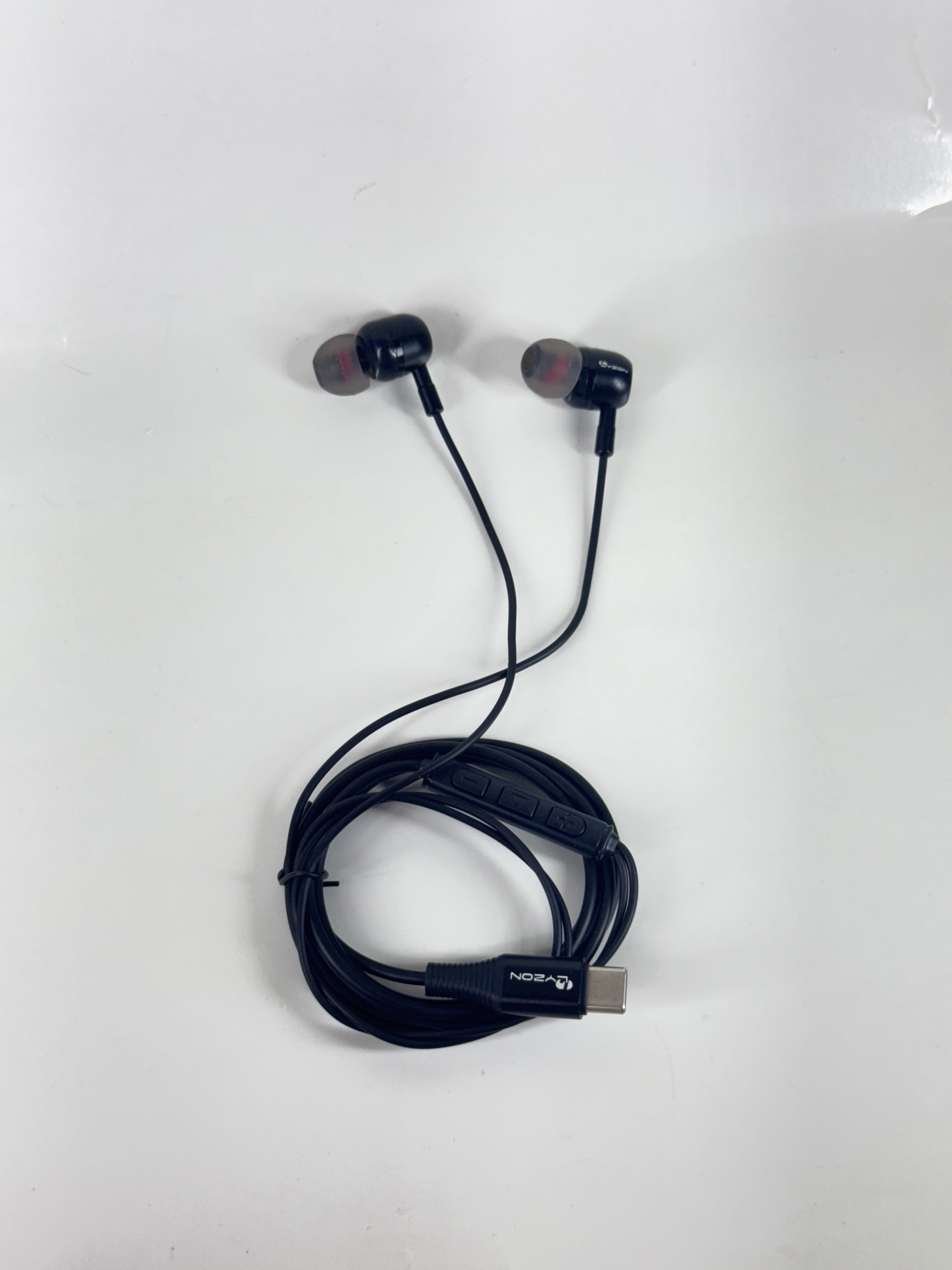 AUDIFONOS DE ENTRADA TIPO C - AD333-C