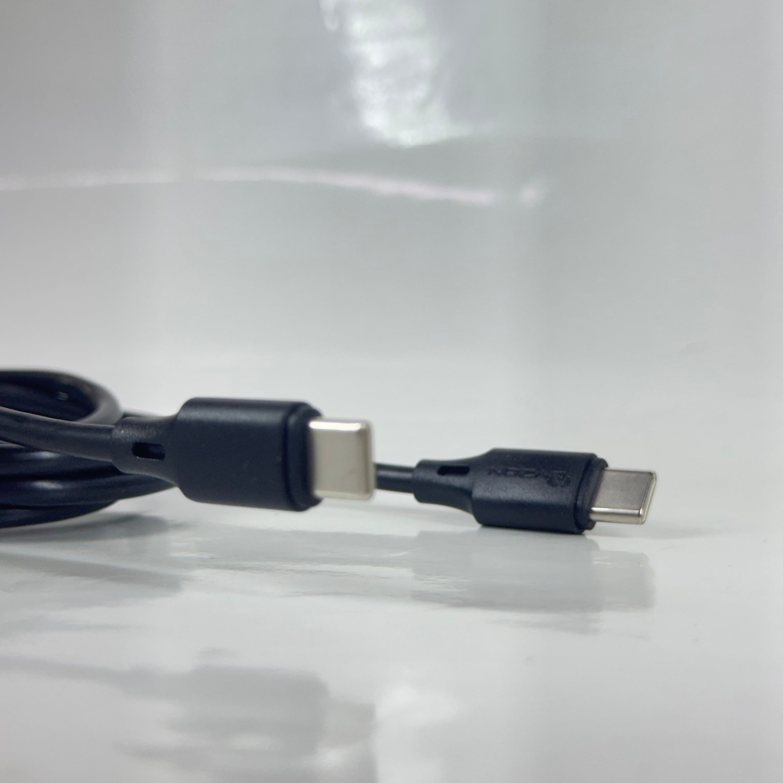 CABLE DE CARGA RAPIDA DOBLE TIPOC LYZON - CBC100