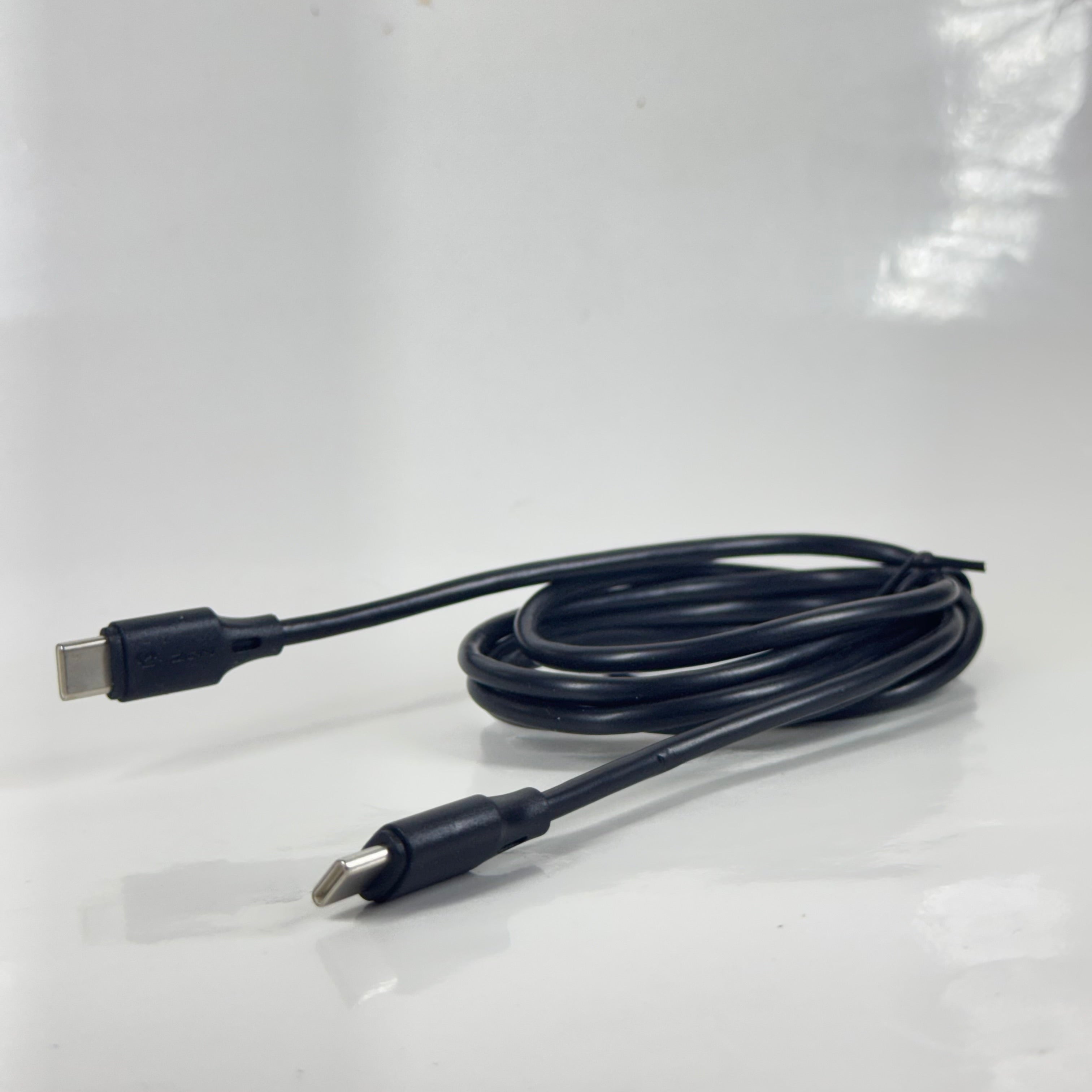 CABLE DE CARGA RAPIDA DOBLE TIPOC LYZON - CBC100